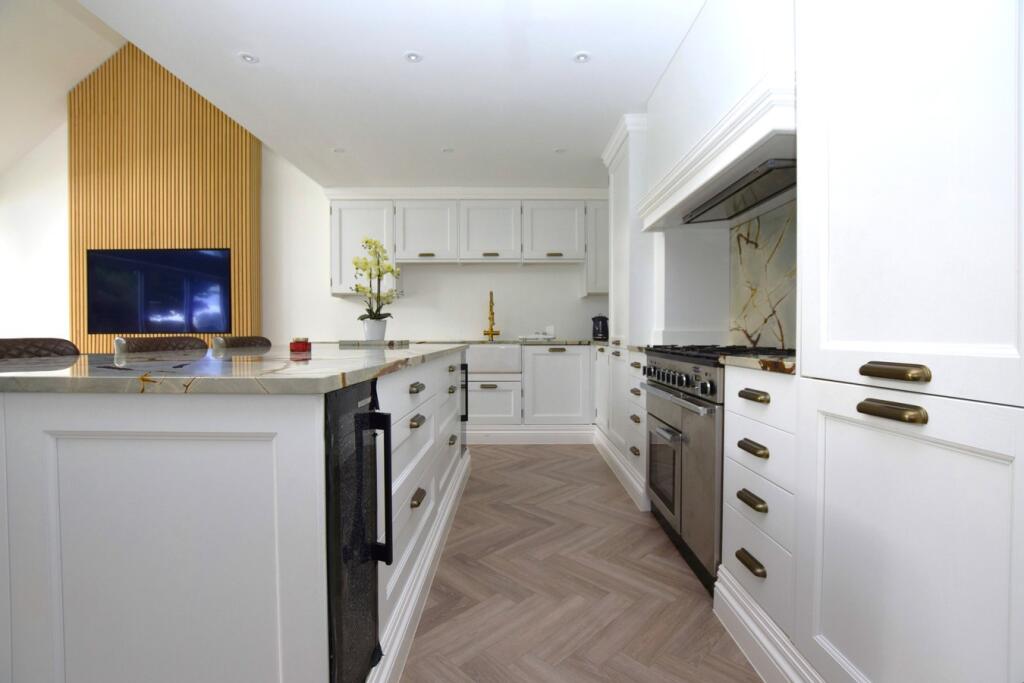 Additional image 7 of Park Lane, Ramsden Heath, Billericay, CM11