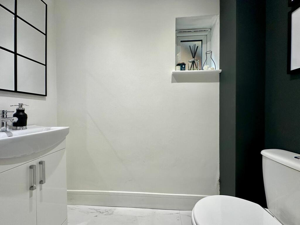 Additional image 11 of Wiggins Lane, Billericay, CM12