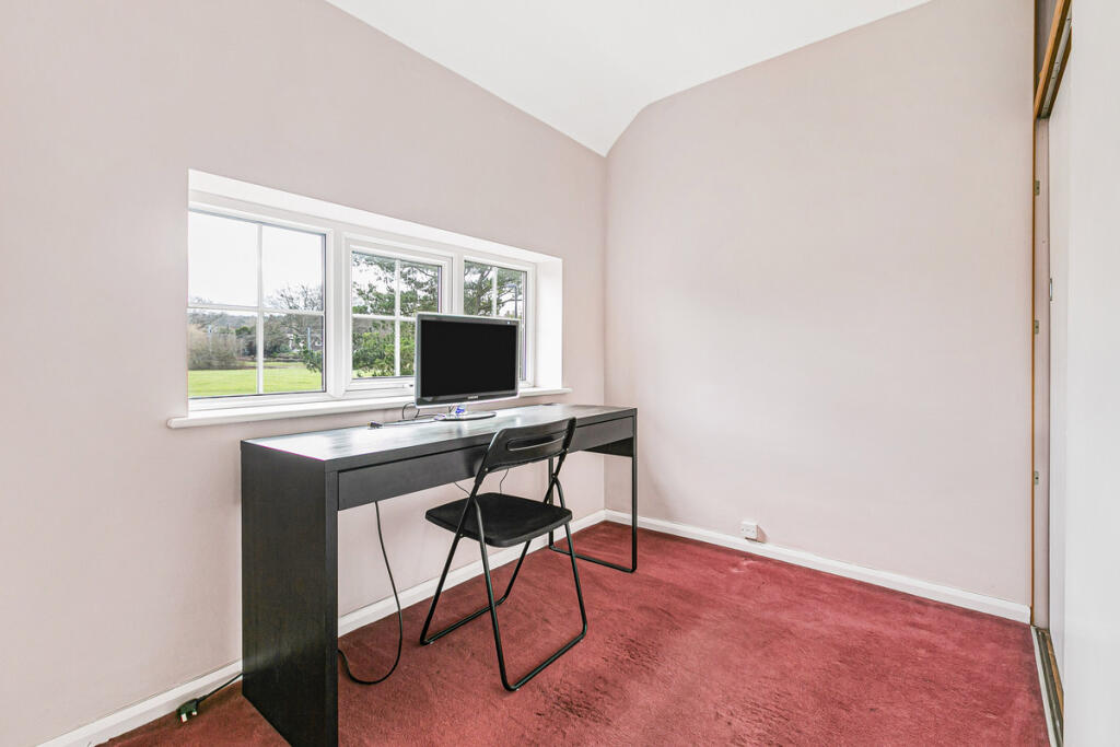 Additional image 3 of Lloyd Park Avenue, Croydon, CR0