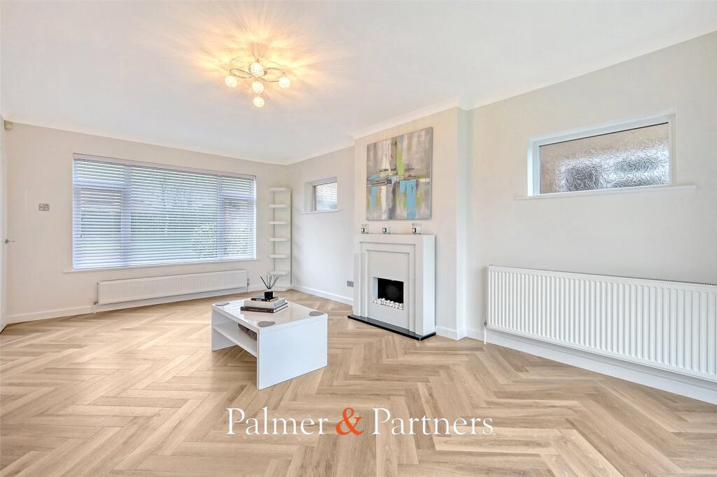 Additional image 11 of Aylesbury Drive, Holland-on-Sea, Clacton-on-Sea, Essex, CO15