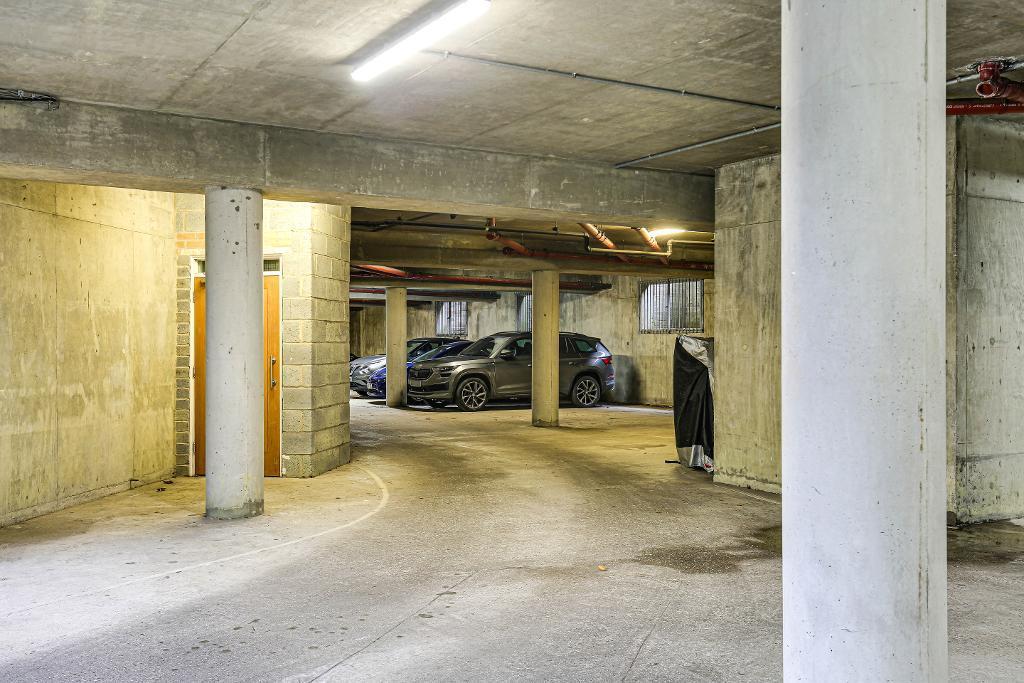 Additional image 18 of 174 Sanderstead Road, Sanderstead, Surrey, CR2 0LY