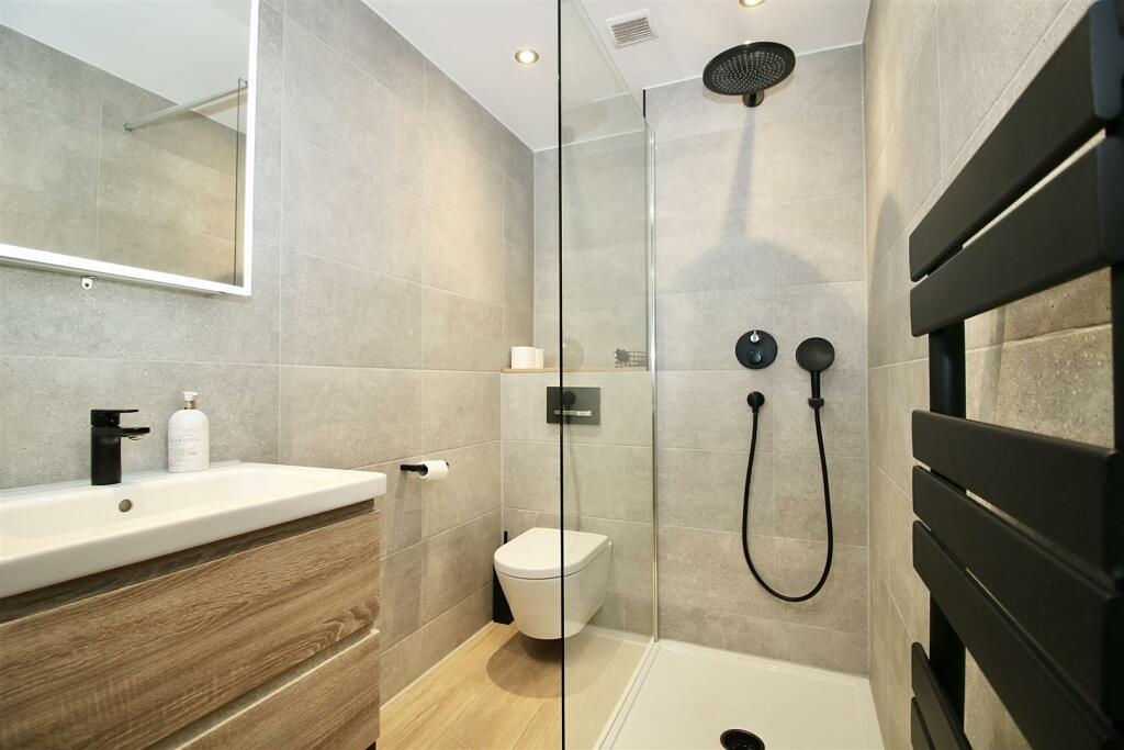 Additional image 19 of Shanklin Avenue, Billericay