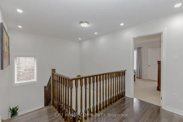 Additional image 12 of 31 Lola Cres