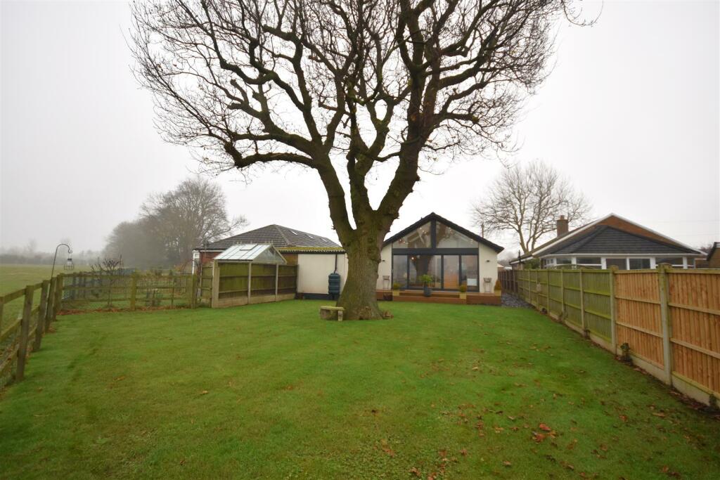 Additional image 21 of Meadow Lane, Willaston, Neston