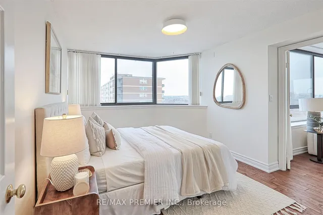 Additional image 26 of 40 Richview Rd Unit 1503