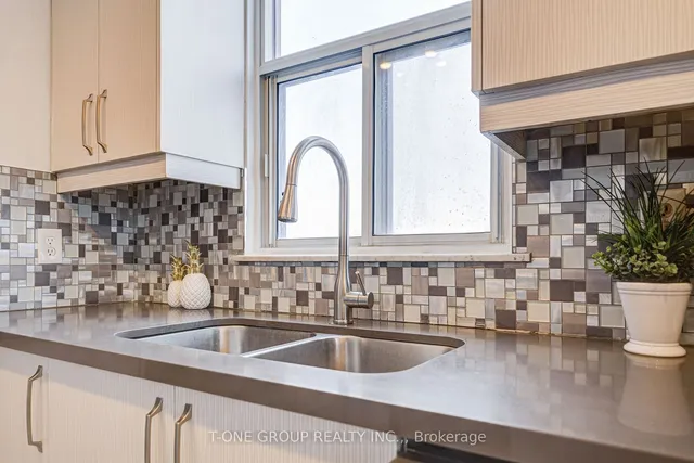 Additional image 18 of 60 Pavane Linkway Unit 1203