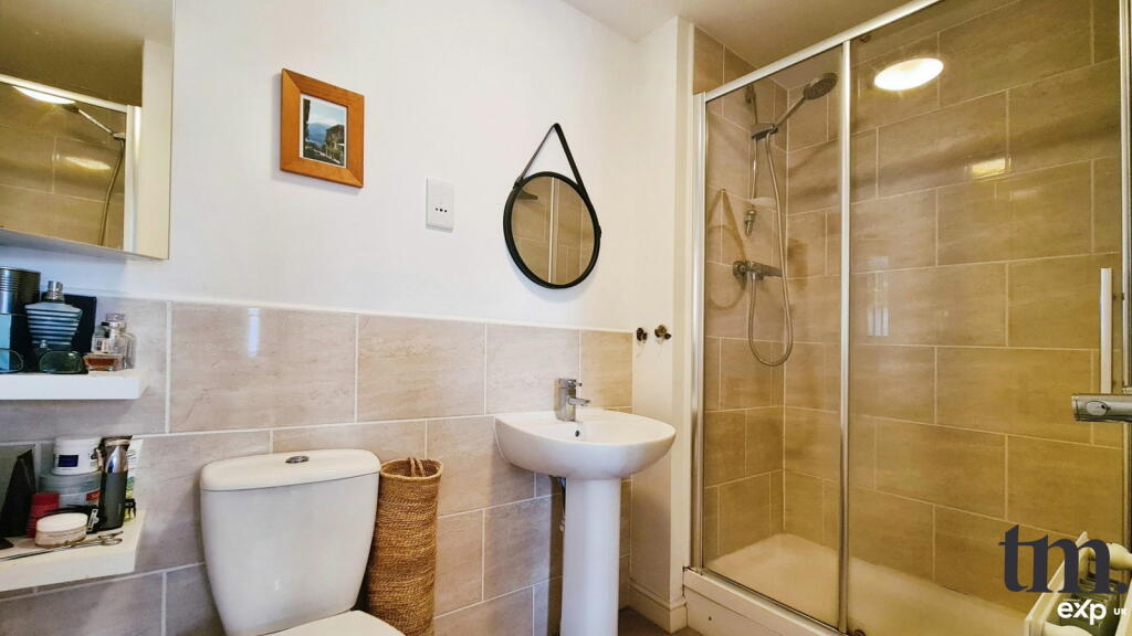 Additional image 14 of Roding Drive, Little Canfield, Dunmow, CM6 1FE