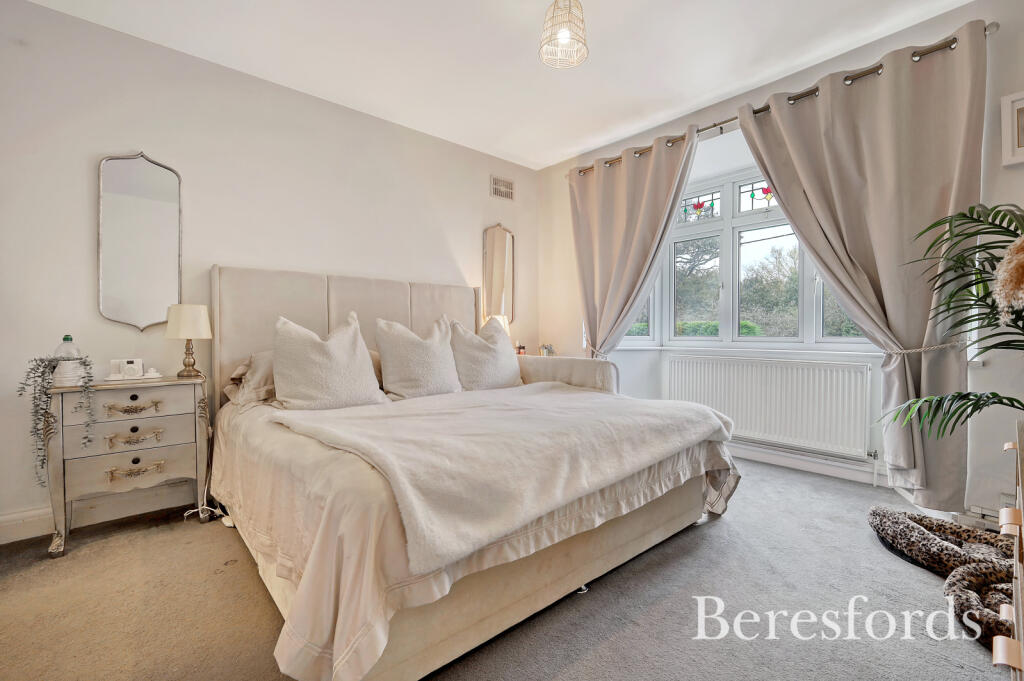 Additional image 10 of Chelmsford Road, Shenfield, CM15