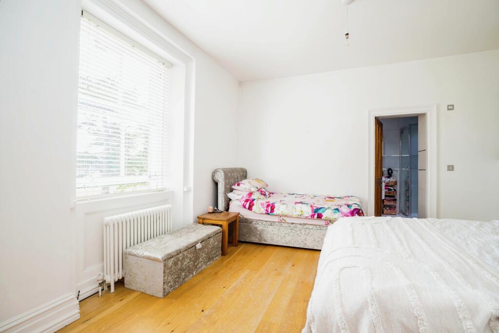 Additional image 17 of The Lydiate, Birkenhead Road, Willaston, CH64