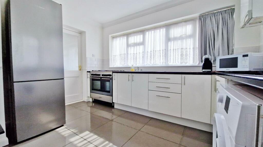 Additional image 6 of Kirby Road, Walton On The Naze