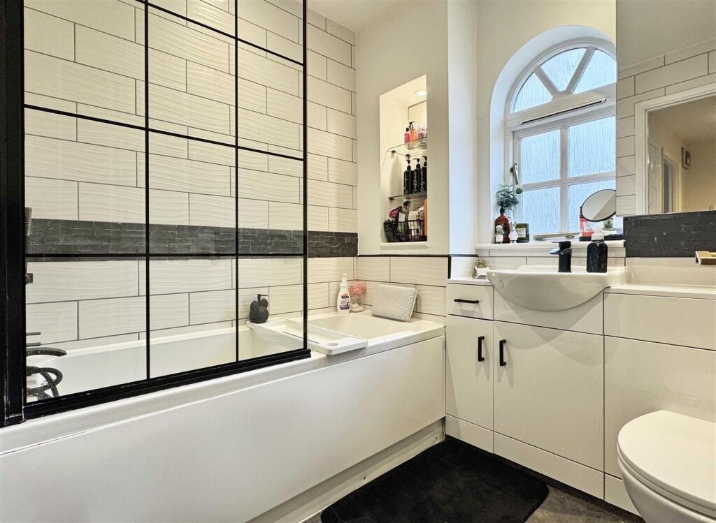 Additional image 13 of Ragley Close, Great Notley, Braintree