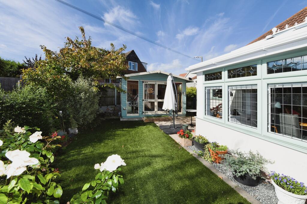 Additional image 12 of Salmonds Grove, Ingrave, Brentwood, CM13