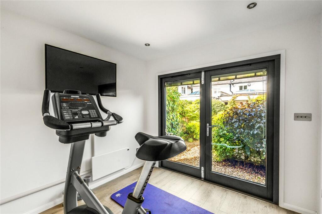 Additional image 14 of The Green, Woldingham, Surrey, CR3