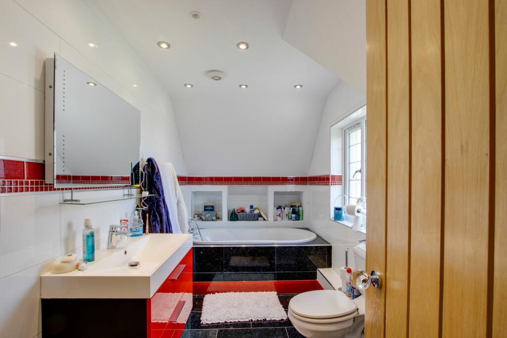 Additional image 38 of Restawhile, Epping Road, Roydon, Harlow
