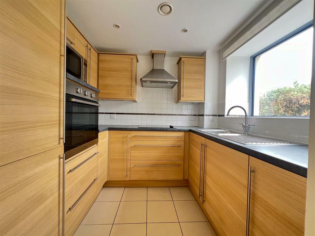 Additional image 4 of Carnarvon Road, Clacton-On-Sea