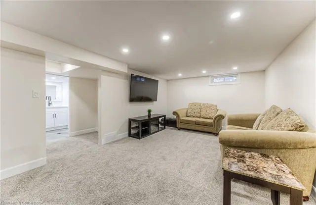 Additional image 28 of 46 Bradley Dr