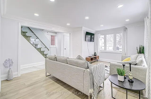 Additional image 7 of 1228 Victoria Park Ave