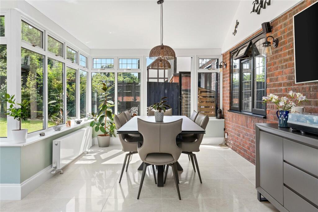 Additional image 5 of Blenheim Close, Sawbridgeworth, Herts, CM21