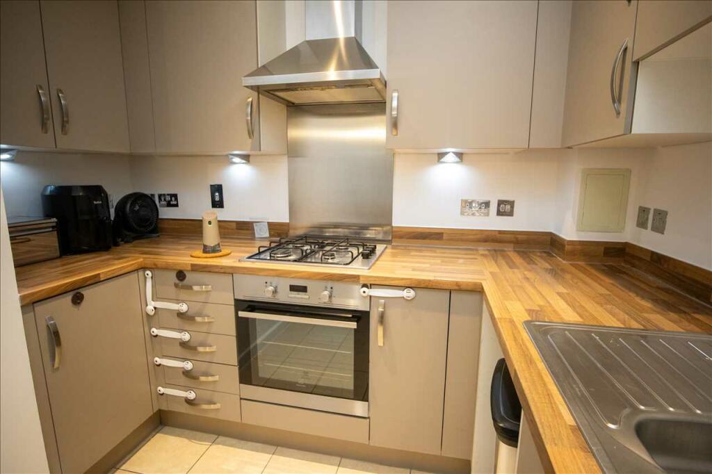 Additional image 6 of Leaden Hill