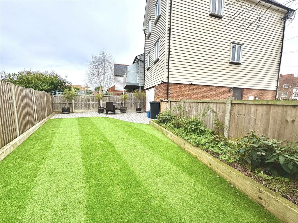 Additional image 27 of Coronation Road, Burnham-on-Crouch