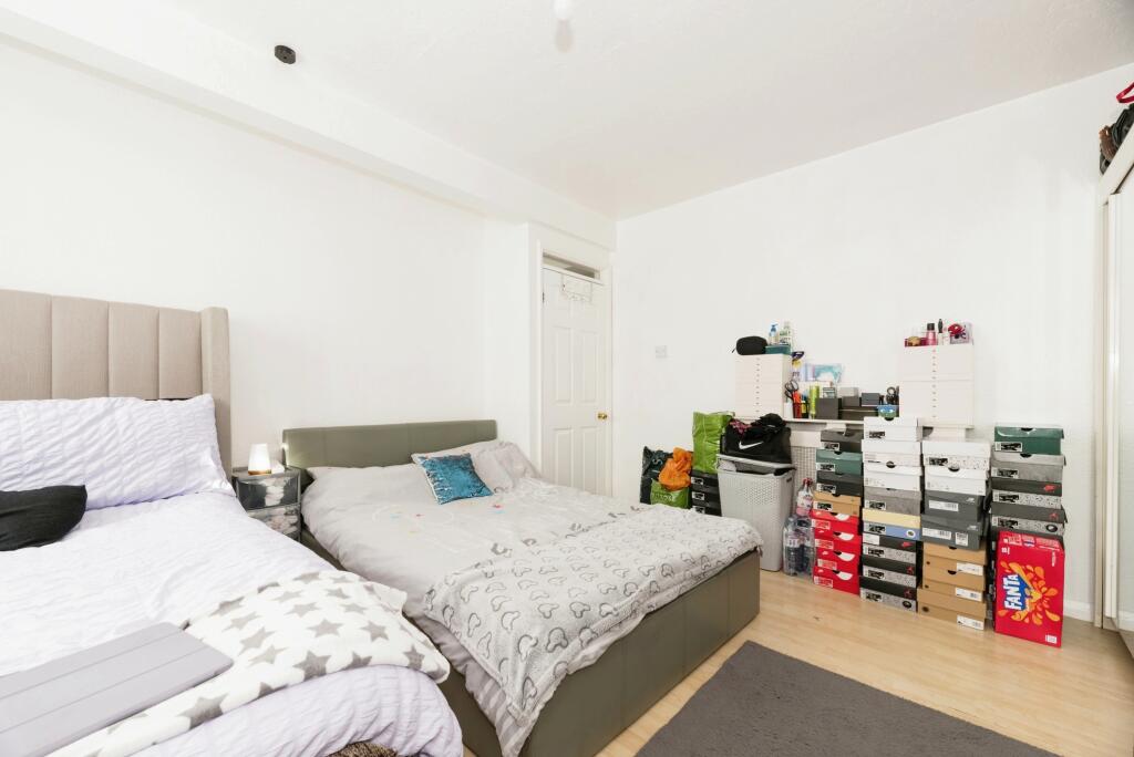 Additional image 16 of London Road, Mitcham, CR4