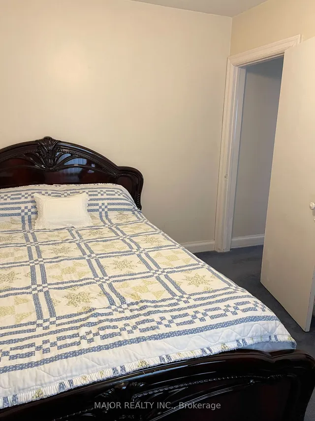 Additional image 9 of 61 Medford Ave