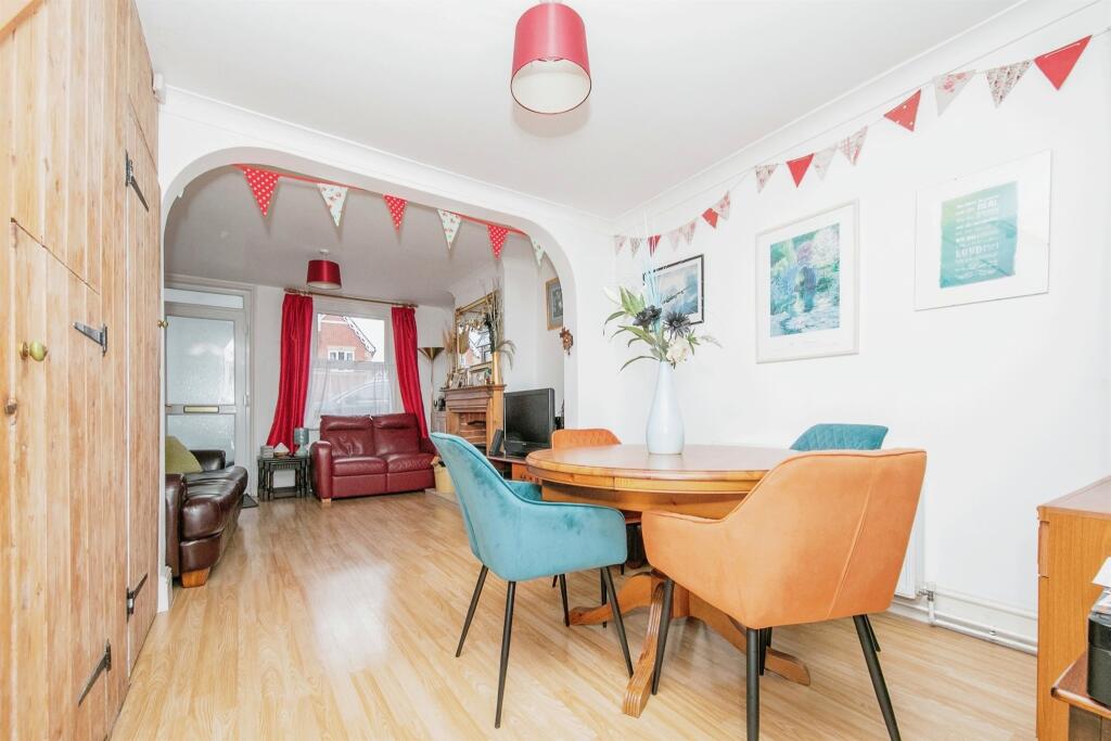 Additional image 6 of Parsons Heath, Colchester