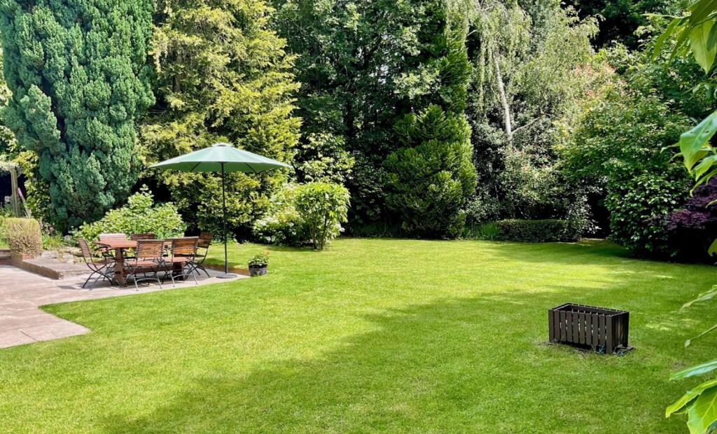 Additional image 2 of Brentwood