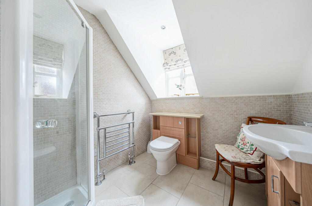 Additional image 12 of Abridge Road, Theydon Bois, Epping