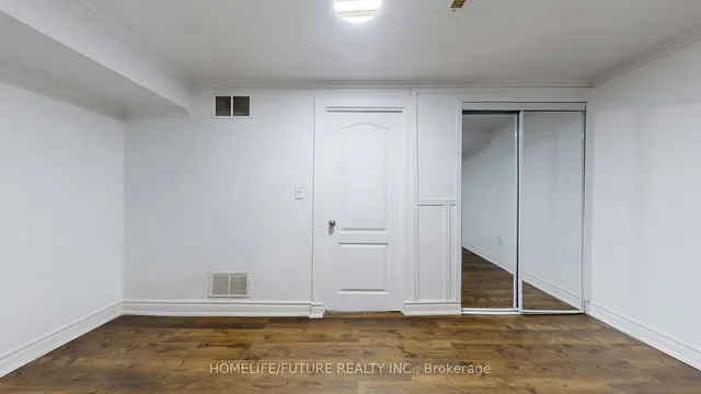 Additional image 40 of 16 Chad Cres