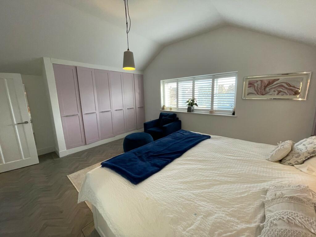 Additional image 16 of Oakview, Mill Lane, Hook End, Brentwood, Essex CM15 0PP