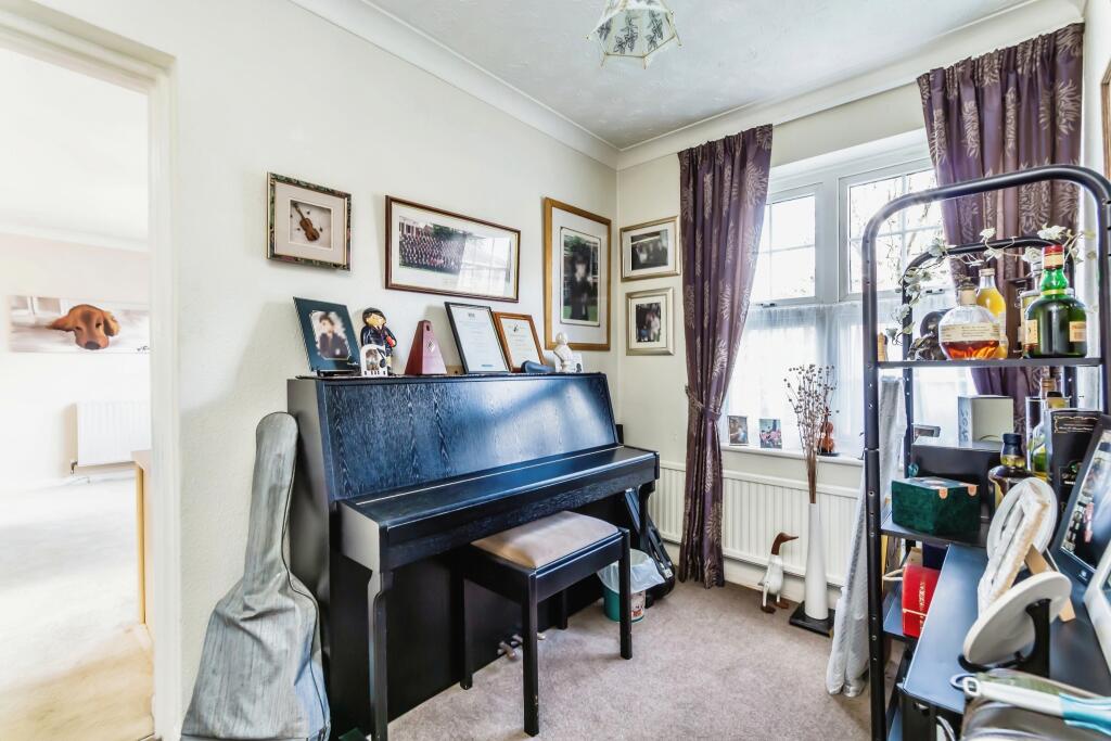 Additional image 20 of Crozier Drive, South Croydon, Surrey, CR2