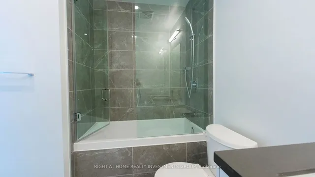 Additional image 11 of 55 Ontario St Unit 1405