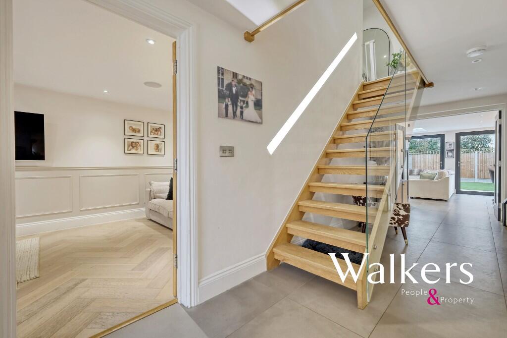 Additional image 12 of Rosslyn Road, Billericay