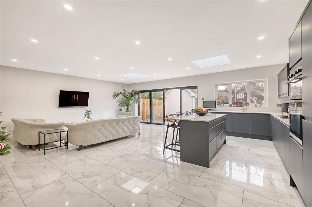 Additional image 13 of Thynne Road, Billericay, Essex, CM11