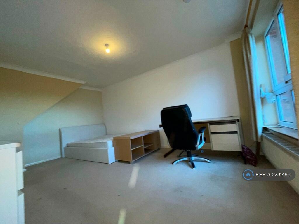 Additional image 3 of Britten Close, Colchester, CO4