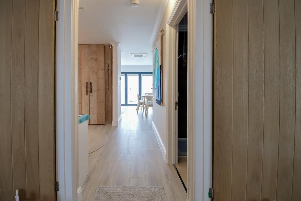 Additional image 5 of Eastern Promenade, Point Clear Bay, Essex, CO16