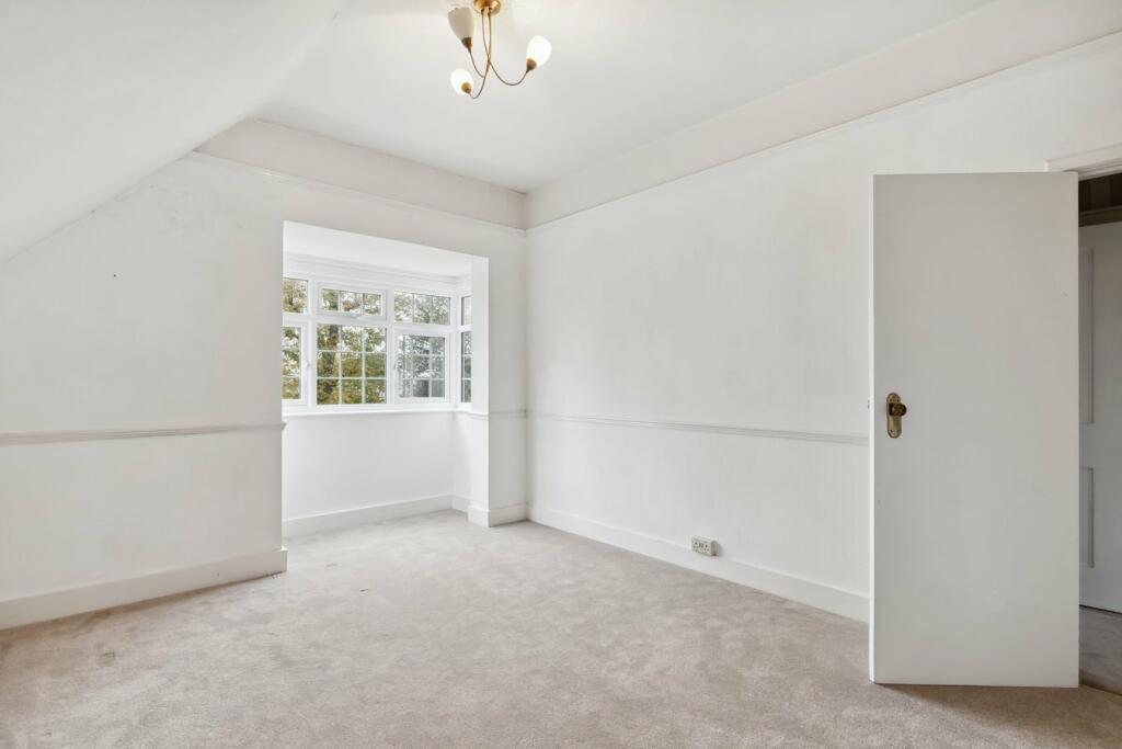 Additional image 18 of Town End, Caterham, CR3