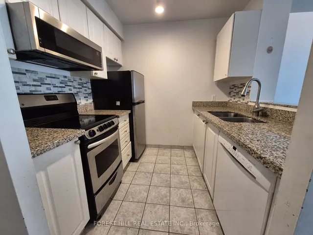 Additional image 5 of 1 Lee Centre Dr Unit 1008