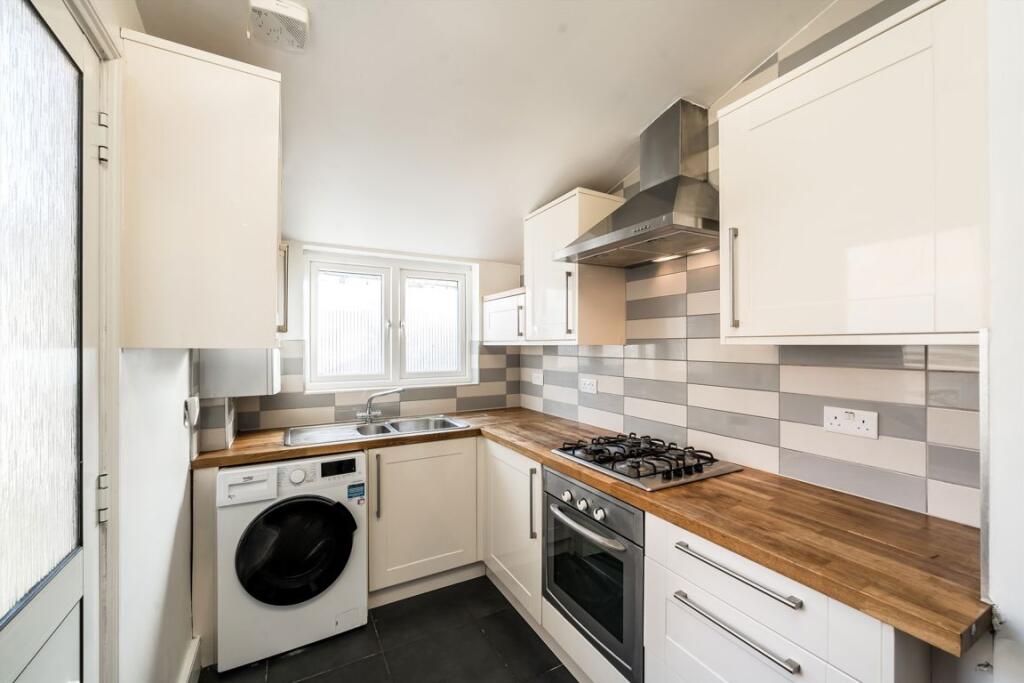 Additional image 12 of Woodland Way, Tooting