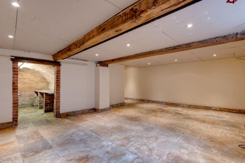 Additional image 36 of Colne Engaine Road, Halstead, CO9