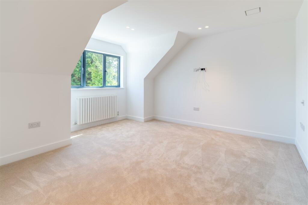 Additional image 49 of Broomhills Chase, Little Burstead, Billericay