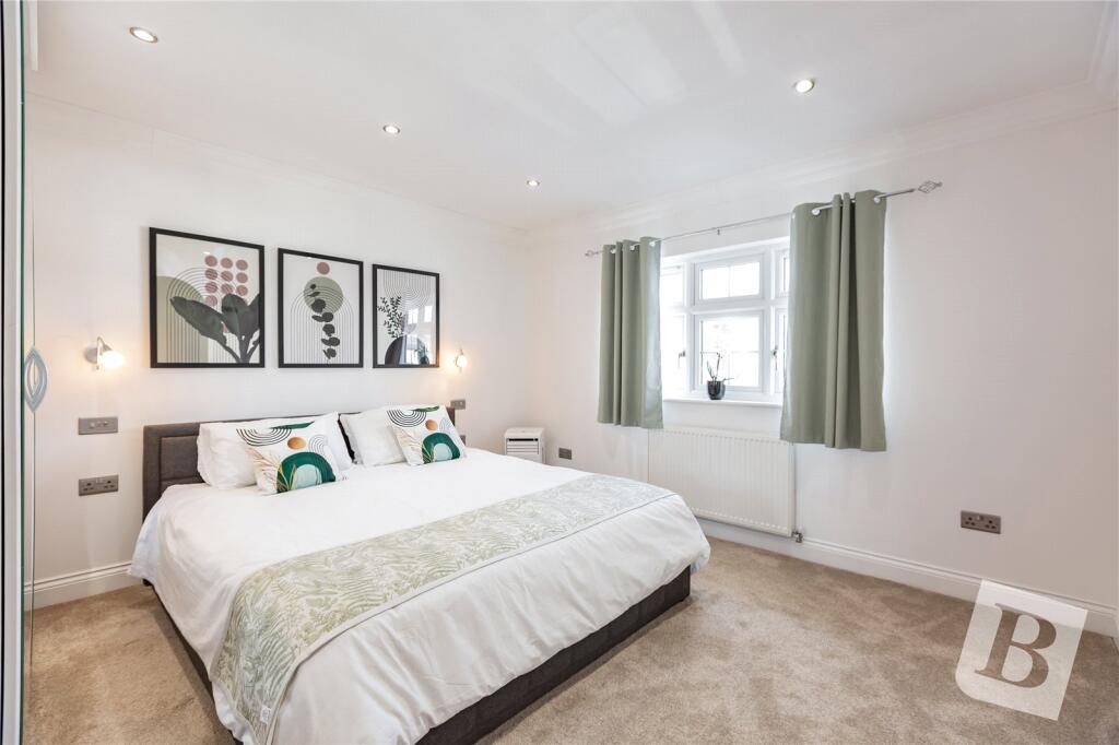 Additional image 28 of Hatch Road, Pilgrims Hatch, Brentwood, Essex, CM15