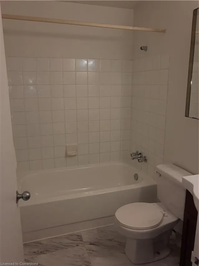 Additional image 14 of 61 Markbrook Lane Unit 101