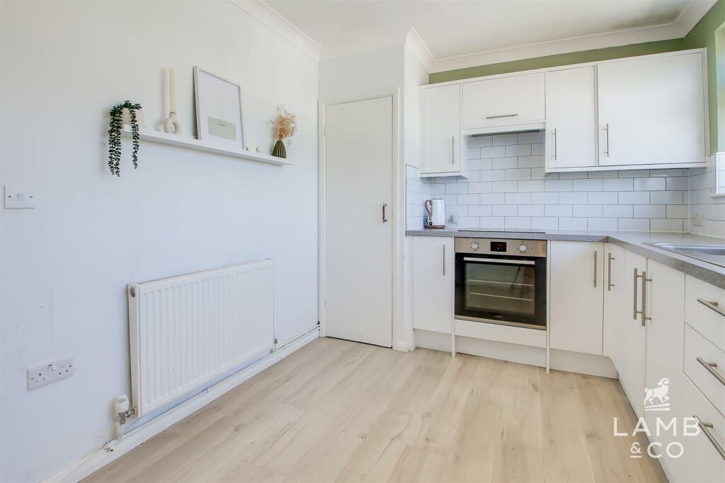 Additional image 10 of Salisbury Road, Holland-on-Sea
