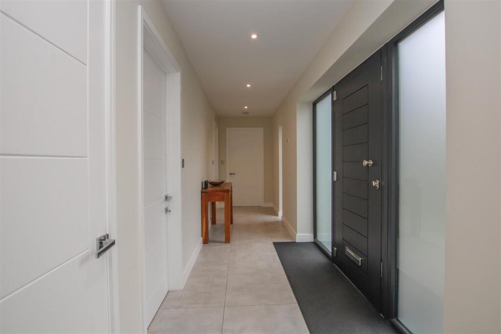 Additional image 20 of Willingale Close, Hutton, Brentwood