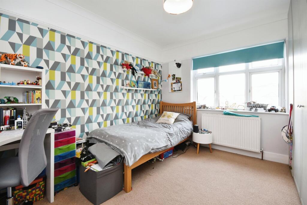 Additional image 14 of Finchley Avenue, Chelmsford