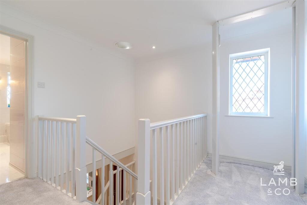 Additional image 15 of Seafront Position, Walton On The Naze