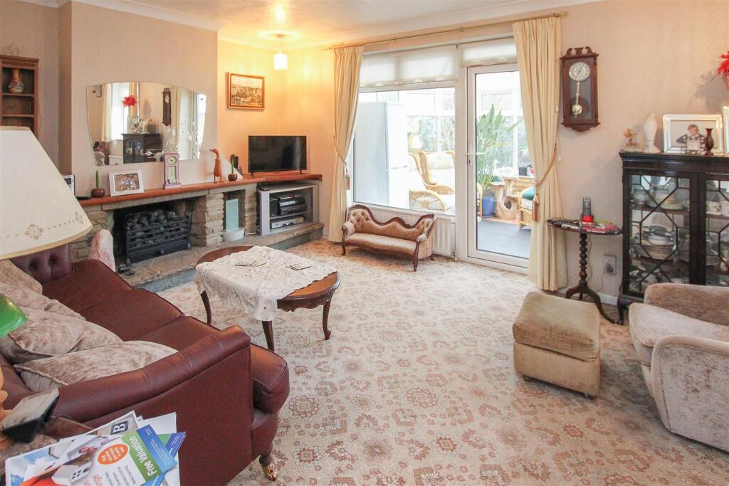 Additional image 2 of Walker Avenue, Fyfield, Ongar