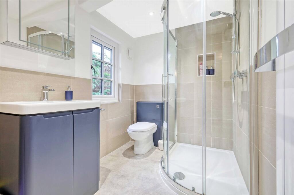 Additional image 17 of East Hanningfield Road, Rettendon Common, CM3